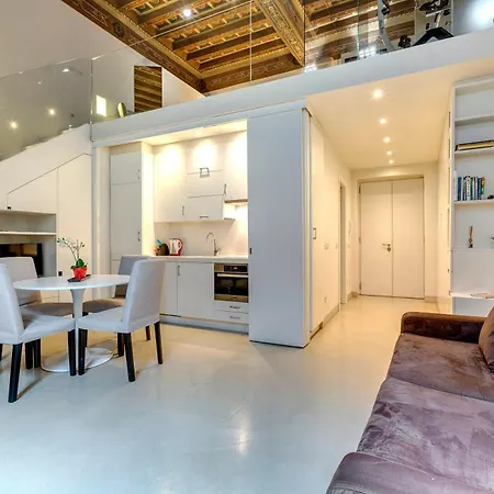 Crystal Apartment Florence
