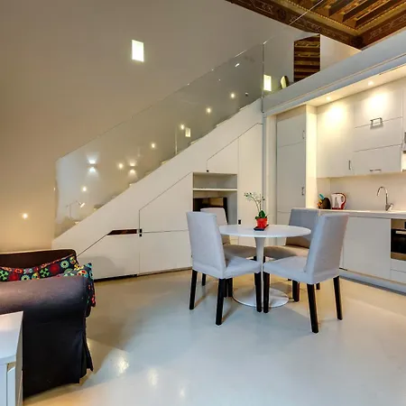 Apartment Crystal Florence